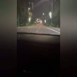 Aleksandr Buynov Instagram - Привет, друзья! Кто-то на днях в комментариях написал, что я улетел на Мальдивы. Рассмешили. Я в родном и любимом Сочи. Лучше места и быть не может. Каждый год я приезжаю сюда и испытываю невероятный кайф: море, воздух, уличные музыканты, да и сама атмосфера непередаваема. Посетил концерт российского комика и юмориста, резидента Stand Up шоу – Ивана Абрамова. Ваня один из моих любимых артистов Comedy. И , конечно , вечерний Сочи шикарен. Всем советую, приезжайте, впереди бархатный сезон, а эта особая атмосфера отдыха. До встречи! #буйнов #отдых #сочи #лето #александрбуйнов #немальдивы #россия