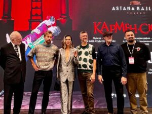 Aleksandr Kuznetsov Instagram - thank you @comicconastana and thank you Kazakhstan 
@rusdarus and @natalinasergeevna 🤛🏼
It was really really good.
total massacre and fun with this suicide squad

@michael_rooker you are the craziest viking I've ever met

and what an absolutely simple human joy to meet you, guys @thejudgegunn and @tashalitas 
thank you
and cheers to thousands and thousands of Comic Con fans who made this thing possible