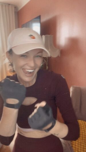 Aleksandra Adamska Instagram - Chcecie więcej spokojnych utworów czy mocne bangery? 

„No Time for Playing” /INNDRIVE/

#dance #banger #nice #adamska #housemusic #techno #gym