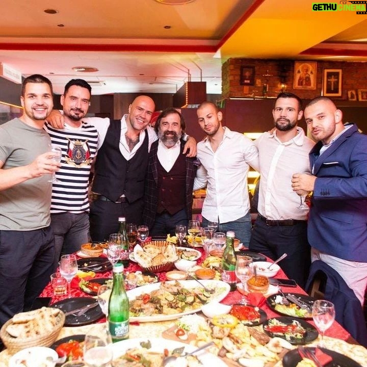 Alen Babic - 2.5K Likes - Here's a toast to the nights we won't remember with the friends we'll never forget. 🥂 @restoransvetinikola
I am ready for the finest hour of my life 🙏🏻
#hopelessromantic #bachelorparty