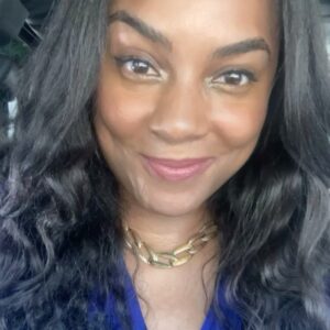 Alesha Renee Instagram - hey boos .. popping my head in to check on y’all !….. whats good ?