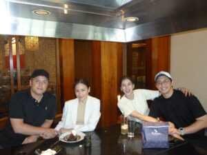 Alex Gonzaga Instagram - MULTIPLY ERA FEELS. 

Brought my digicam and took pictures of Uncle’s birthday lunch last week! Di pala talaga ko maganda sa digicam kaya wala ako naging boyfriend nung multiply era ko hahaha pero ang cute ni Polly. 😂