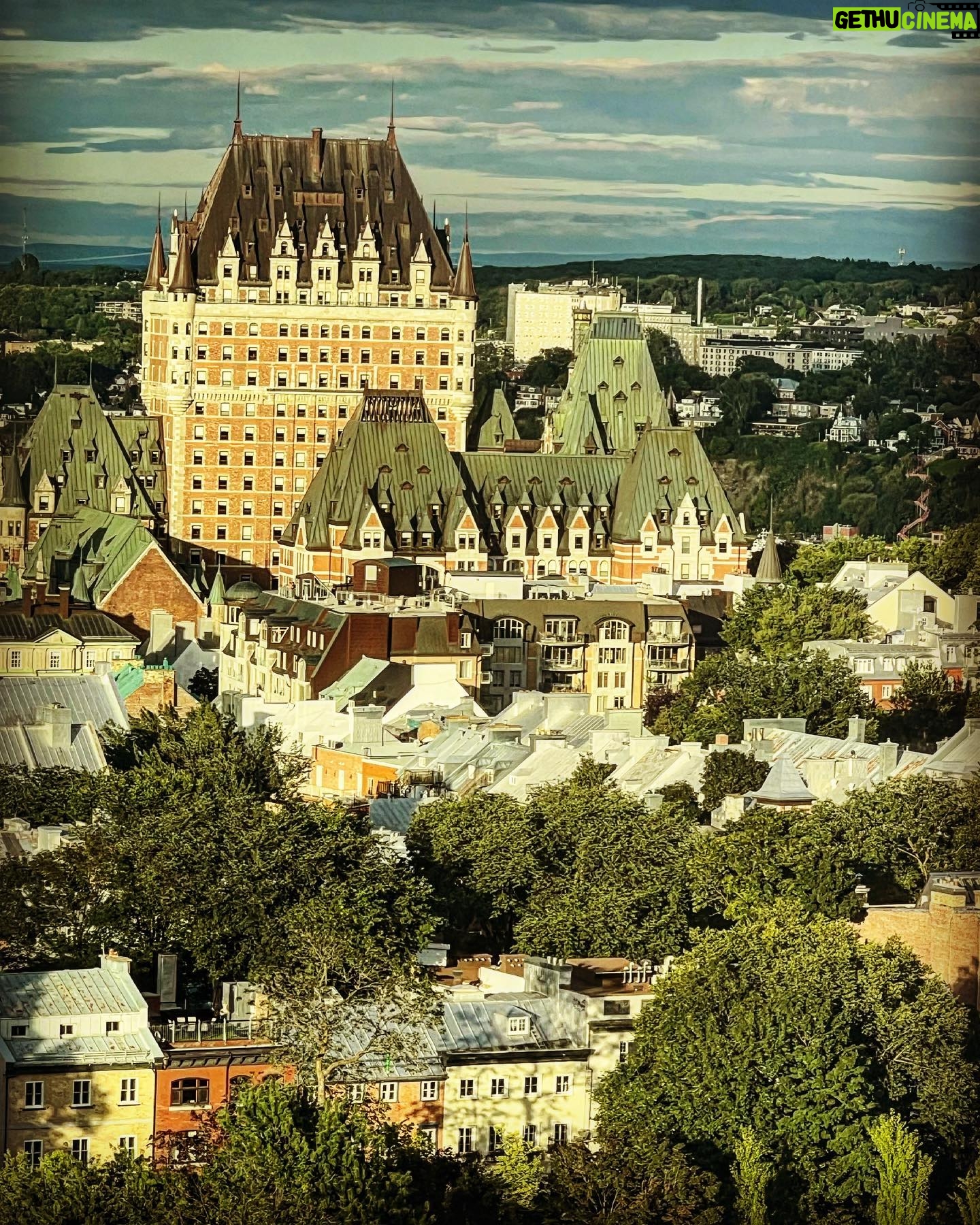 Alex Perron - 498 Likes - Vue sur château. #chateaufrontenac #quebec