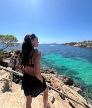 Alex Scott Instagram - Girls trip 🏝️…