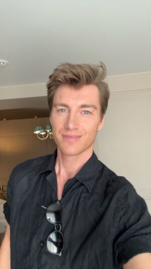 Alex Sparrow Instagram - Ну как?