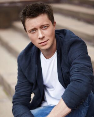Alexander Davydov Instagram - Ближайшие Спектакли 🎭
 18 ноября - «Женитьба» Москва 
20 ноября - «Женитьба» Москва
22 ноября - «Дурочка» Саратов
23 ноября - «Дурочка» Пенза
#спектакль #женитьба #дурочка