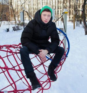 Alexander Davydov Instagram - Ноги должны быть в тепле 😉 @jogdog.official