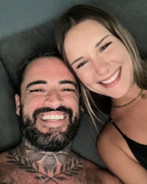 Alexandre Santos Instagram - 1 ANO DE NÓS 🤍 e amo-te cada vez mais dia após dia 🤍 tens feito de mim um homem melhor, tanto a nível pessoal como profissional, és um ser extraordinário, fora do normal, mas da maneira mais bonita que um ser humano pode imaginar 🤍 o universo presenteou-me com a melhor pessoa que alguém poderia ter na vida, e eu estou grato todos os dias por te ter nesta vida, e podes ter a certeza que até nas próximas nos vamos encontrar 🤍 amo-te muito TODOOSDIAS ✨