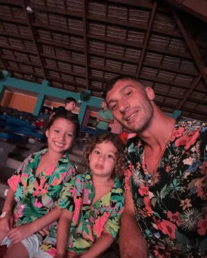 Alexei Brovarnik Instagram - With my boys ❤️ 

#teambrovarnik #vacation #boys