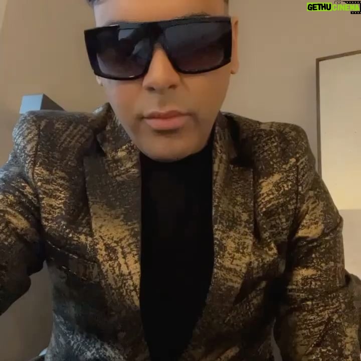 Alexis Mateo - 16.6K Likes - Just to remind you I’m a sexy MF #single #bachelor #dragrace #allstar #dragqueen #looking @badbunnypr #titimepregunto