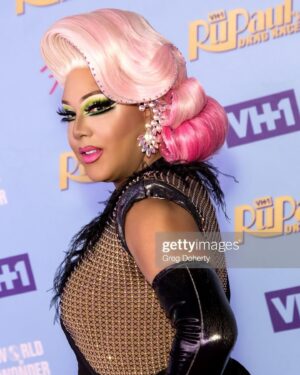 Alexis Mateo Instagram - #dragrace season 14 fenale at @flamingovegas loving my self in my own creation with @kouturekaozhair congrats to the cast on a great season #bam