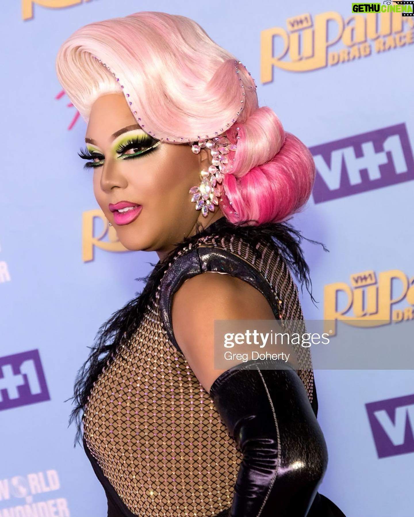 Alexis Mateo - 10.8K Likes - #dragrace season 14 fenale at @flamingovegas loving my self in my own creation with @kouturekaozhair congrats to the cast on a great season #bam