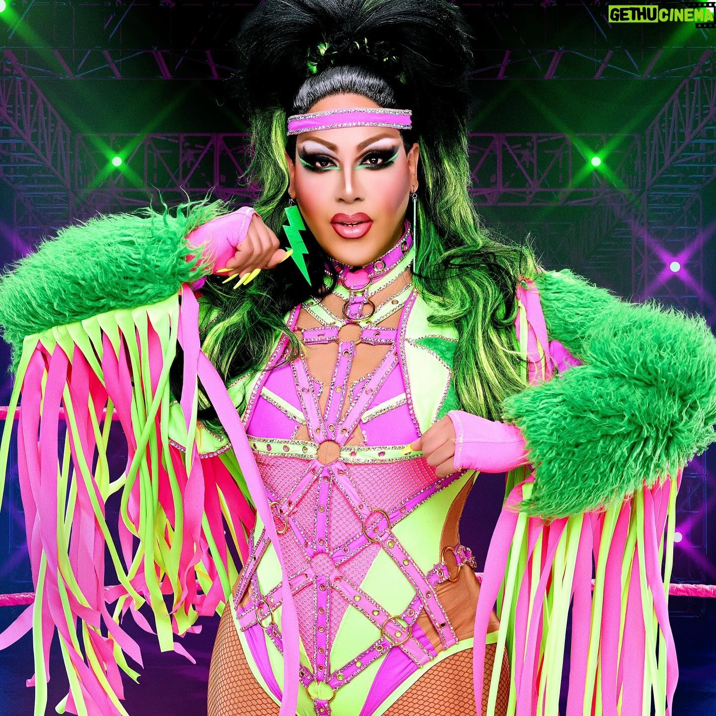 Alexis Mateo - 11.6K Likes - Time to BAM-Slay! The competition! 😈 I’m back 🙌 and this time I’m #teamusa at @canadasdragrace #canadavstheworld 2 representing my Latinos ❤️ from #puertorico with love 💕 and fire 🔥 “ don’t ever stop believing in yor dreams, dreams has no limits” so let’s shake the world 🌎 one more time and get that crown 👑 #sickening, no? 🇺🇸 🇵🇷 hair: @mystygwigs outfit: @rrinaldidroz