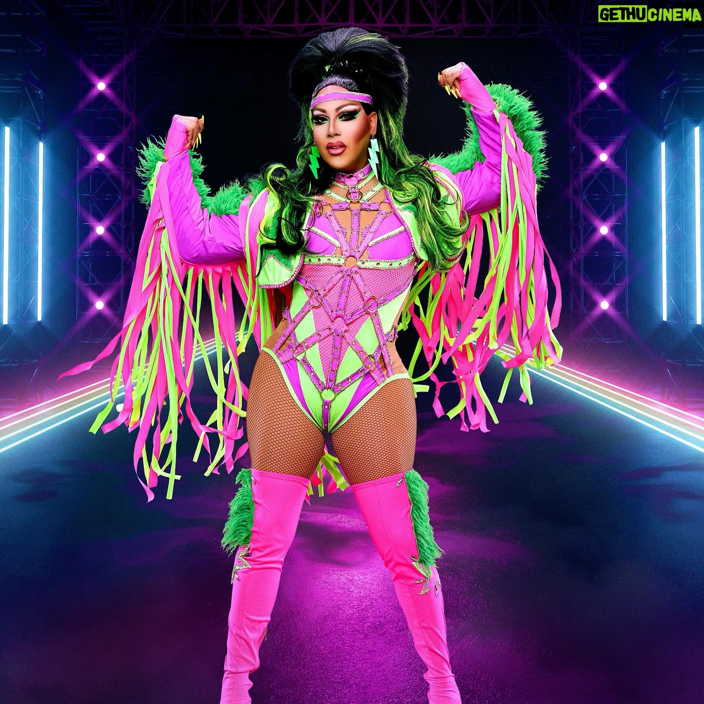 Alexis Mateo - 11.6K Likes - Time to BAM-Slay! The competition! 😈 I’m back 🙌 and this time I’m #teamusa at @canadasdragrace #canadavstheworld 2 representing my Latinos ❤️ from #puertorico with love 💕 and fire 🔥 “ don’t ever stop believing in yor dreams, dreams has no limits” so let’s shake the world 🌎 one more time and get that crown 👑 #sickening, no? 🇺🇸 🇵🇷 hair: @mystygwigs outfit: @rrinaldidroz