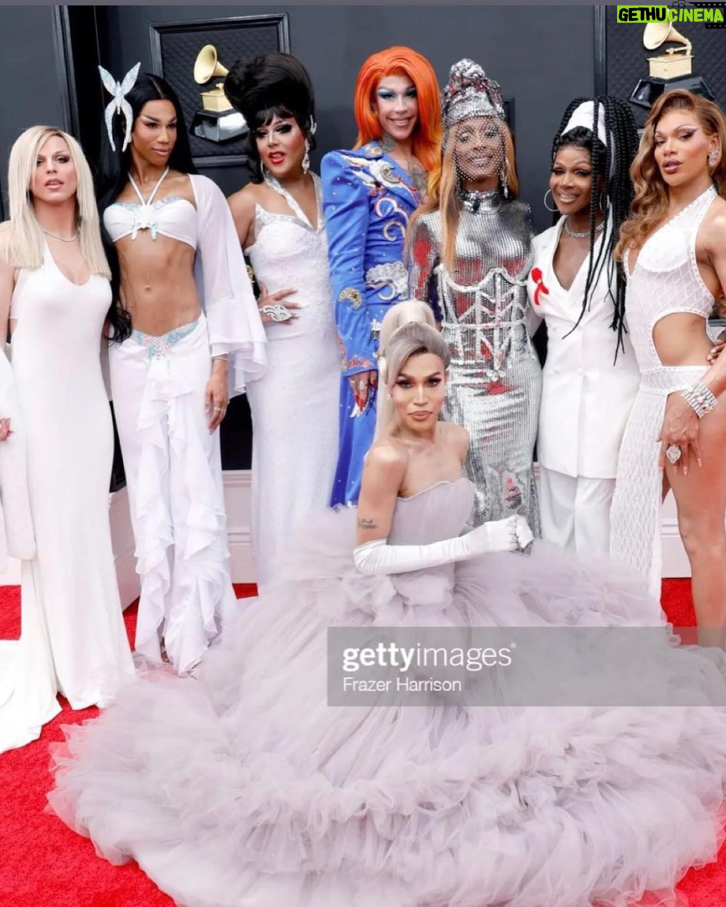 Alexis Mateo - 27.5K Likes - The red carpet at the #grammys is lit 🔥 #lasvegas is a dram come true for me to share this moments with my #dragrace sisters and Celebrate our Latina Queen @selenaqofficial with this replica look by @tamisha_iman and @victoria_mateo from her original look in 1994 #grammys #selenaquintanilla #dragrace #bam