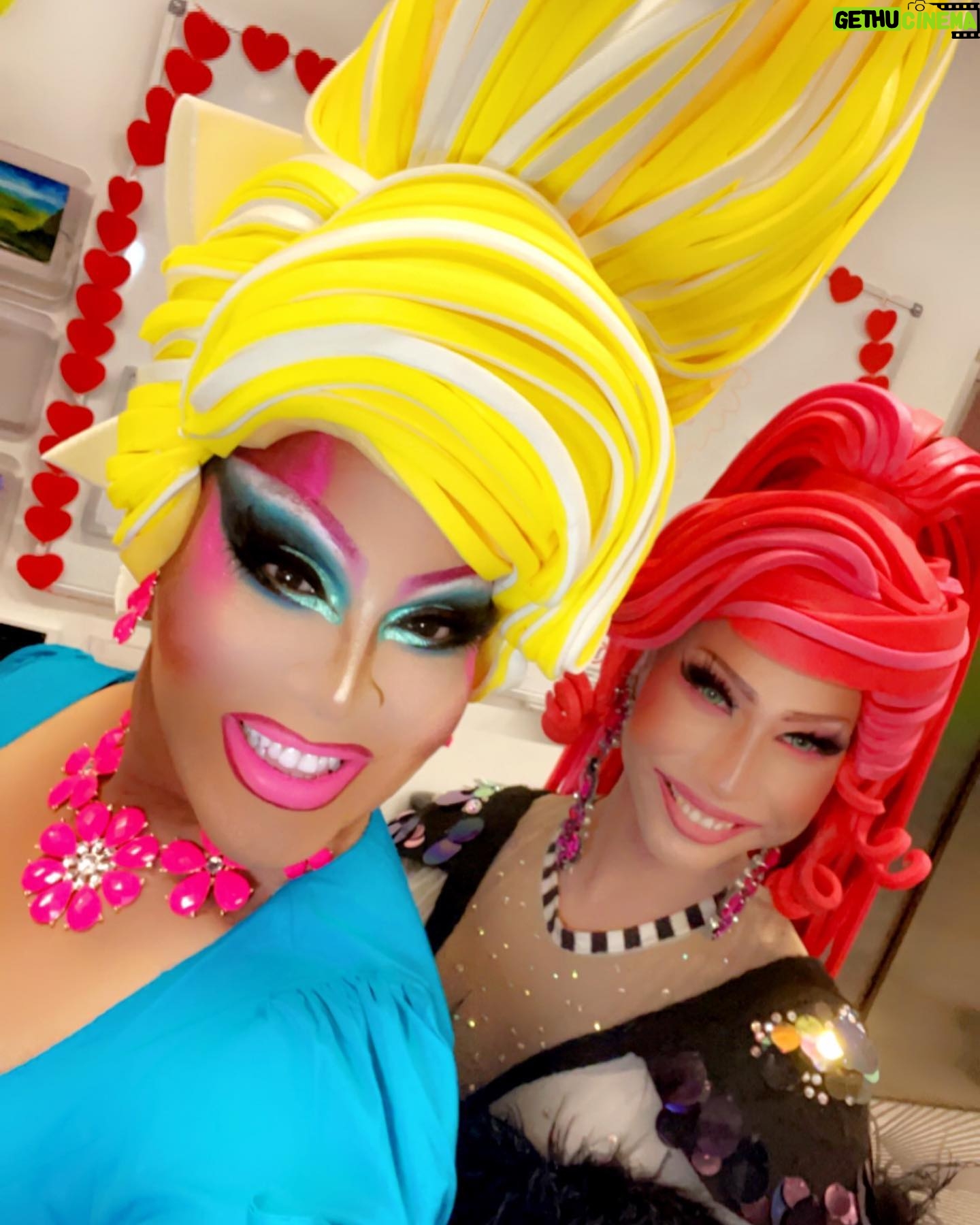 Alexis Mateo - 4.7K Likes - This week I’m in the cover of @qvegasmedia with my sisters @theonlycocomontrese and @missjadejolie at @omegamartusa at @area15official celebrating #diversity with beautiful wigs by @wigcraft.vegas this was super fun. Get your copy now!!! #lasvegas #dragqueen #meawolf #area15 #covergirl #model #cosplay