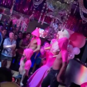 Alexis Mateo Instagram - Omg what a fun night at @piranhavegas celebrating my birthday 🥳 thank you to all my friends that came out I love you guys! Special Thankx to @mikeytfye @leilani.jackross @kennedyddoftx @steevindizzy for making this a super fun memory. Thank you @showboybakeshop for an incredible cake 🎂 cheers for another year full of inner peace, love and #bam