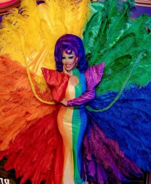 Alexis Mateo Instagram - Well as we get to the end of our #pride month remember to continue to be #proud and never apologize for being happy! #happypridemonth #bam