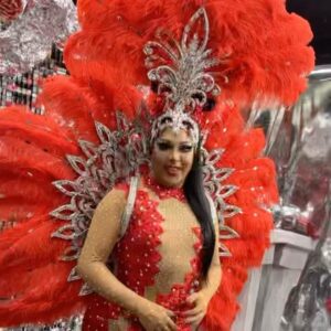 Alexis Mateo Instagram - #dragcon day 1 was 🔥 come see me at booth #2233 the rest of the weekend.  #showgirl #bam