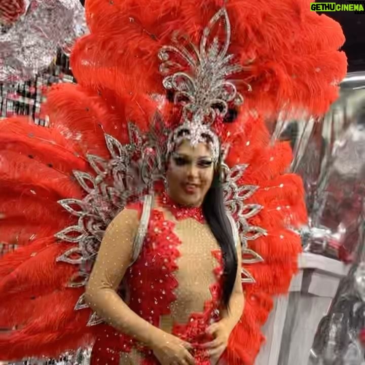 Alexis Mateo - 6.7K Likes - #dragcon day 1 was 🔥 come see me at booth #2233 the rest of the weekend. #showgirl #bam