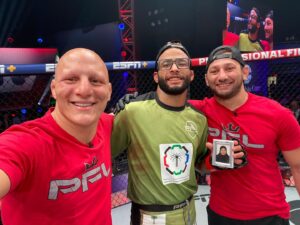 Ali Al-Qaisi Instagram - Congrats ksa 🇸🇦 and all Arab Country for 2 big won at @pflmma, congrats champ @007abdellah007 and @mmajeddah and big thank you my brother @strong_wrestling for great help 🥷🔪
