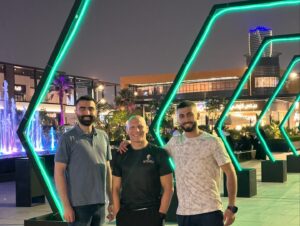 Ali Al-Qaisi Instagram - اليوم يوم تاريخي للبطل يزيد و بدنا دعمكم معنا و في همه البطل الفوز حليفنا إن شاءالله 🥷🏿🔪
حرب ⏳🚨
