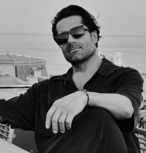 Ali Mahdi Instagram - بالأبيض والأسود .