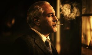 Ali Oji Instagram - 🎬
نخستین تصویر از مهران مدیری در فیلم مسعود کیمیایی
فیلمبرداری «خائن کشی» به نیمه رسید
.
فیلمبرداری فیلم سینمایی «خائن کشی» به کارگردانی مسعود کیمیایی و تهیه کنندگی علی اوجی به نیمه رسید.
.
امیر آقایی، سارا بهرامی، پانته آ بهرام، پولاد کیمیایی، اندیشه فولادوند، سام درخشانی، حمیدرضا آذرنگ و مهران مدیری از بازیگران فیلم «خائن کشی» هستند.
.
«خائن کشی» سی امین فیلم مسعود کیمیایی است که فیلمبرداری اش به نیمه رسیده و همچنان در تهران ادامه دارد.
.
عکس: احمدرضا شجاعی