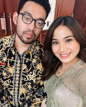 Alicia Chanzia Instagram - Ibu2 Bataq beraksi (?) 🤍🥺