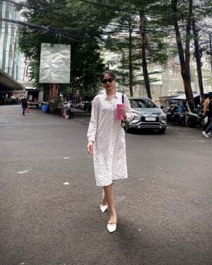Alicia Chanzia Instagram - Pingin jualan emas deh tapi emang ke arah blok m jalanannya pasti macet apalagi kalo kopi tuku pindah ke deket parkiran, yaudah mending lo duluan deh ke subang soalnya prosotan di bandung tuh lupa makan promag njir.