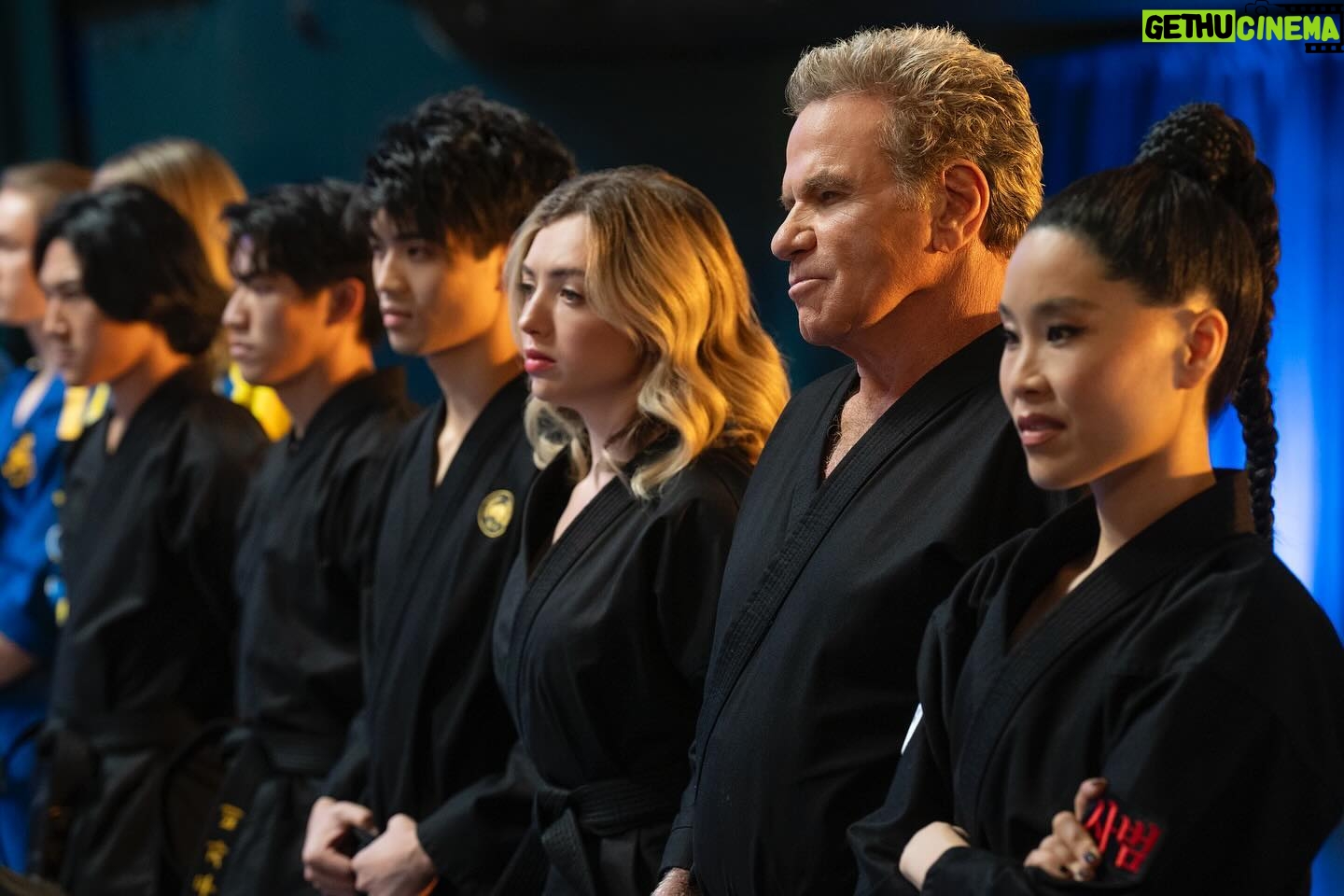 Alicia Hannah - 20.9K Likes - thank u @cobrakaiseries fans for making us number one around the world on @netflix ❤️
proud to be this badass dojo’s 사범🇰🇷
image credit: courtesy of @netflix and taken by our wonderful stills photog @curtyphotog
#cobrakai #코브라카이