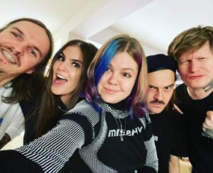 Alina Pyazok Instagram - Happy Birthday to me. 🎂🎉🥳 немного прошлогодних фэйсов вам в ленточку 😁