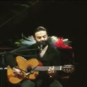 Alireza Assar Instagram - براى ديدن روى ماه تك تكتون لحظه شمارى ميكنم