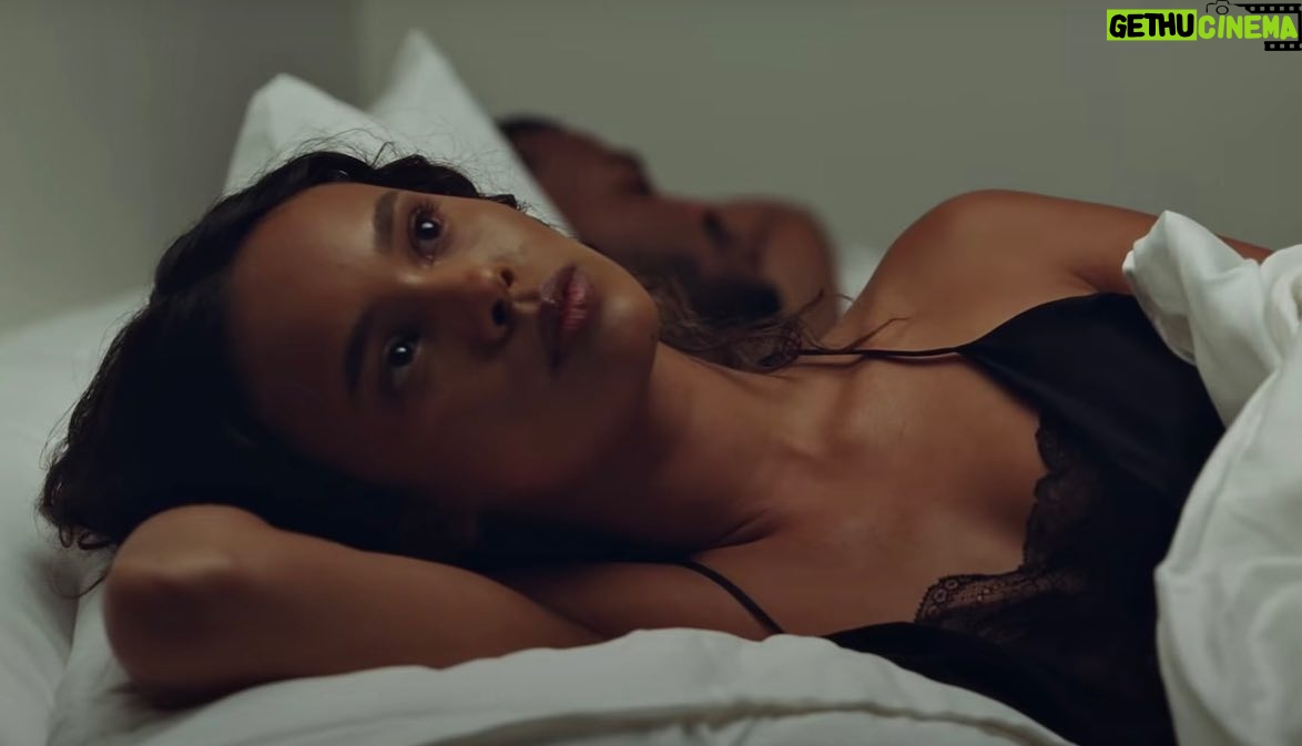 Alisha Boe - 181.5K Likes - Feelin tings in bed for Leon Bridges’s music video “why don’t you touch me” ❤️