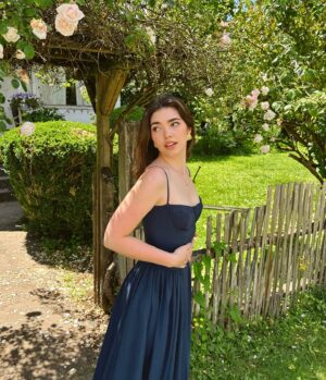 Alisha Newton Instagram - 🌸☁️🫐🫖✨🫶🏼
