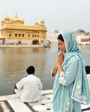 Alisha Parveen Instagram - ਵਾਹਿਗੁਰੂ ਮੇਹਰ ਕਰੇ 🤍🙏🏻