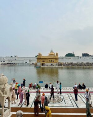Alisha Parveen Instagram - ਵਾਹਿਗੁਰੂ ਮੇਹਰ ਕਰੇ 🤍🙏🏻