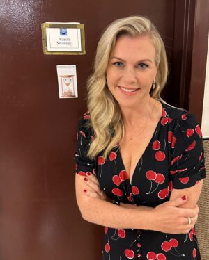 Alison Sweeney Instagram - Sami is back in Salem?!?! 

#days #daysofourlives #DOOL #AlisonSweeney #Peacock