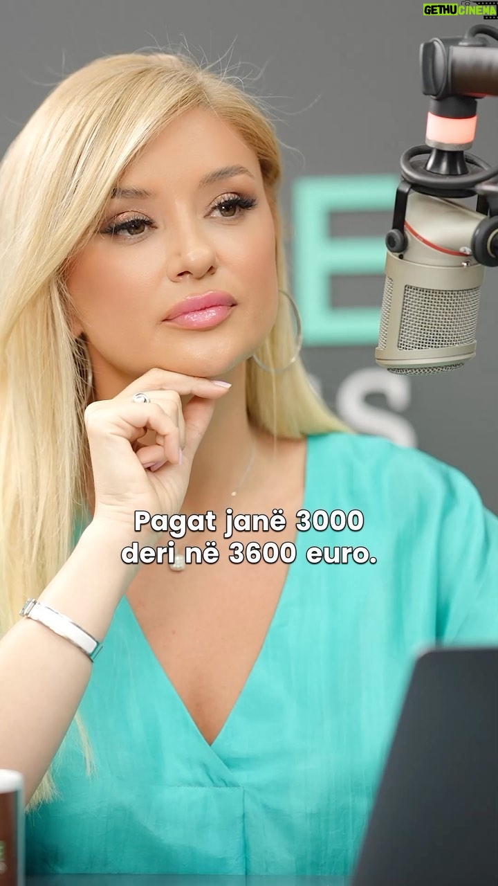 Alketa Vejsiu - 2.5K Likes - @podclass.alketavejsiu @xhoana_sita Sipërmarrëse dhe Drejtuese e @remany_germany_official Agjenci Rekrutimi në Gjermani, flet për sfidat e punësimit në një nga shtetet më të kërkuara të Evropës. Zbuloni gjithashtu të dhëna mbi pagat në sektorë dhe profesione të ndryshme, për të kuptuar më mirë mundësitë që ofron tregu gjerman i punës.