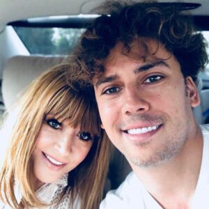 Alla Pugacheva Instagram - Мой любимый,с ДНЁМ РОЖДЕНИЯ!!!❤️💋