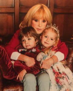 Actress Alla Pugacheva HD Instagram Photos and Wallpapers January 2018