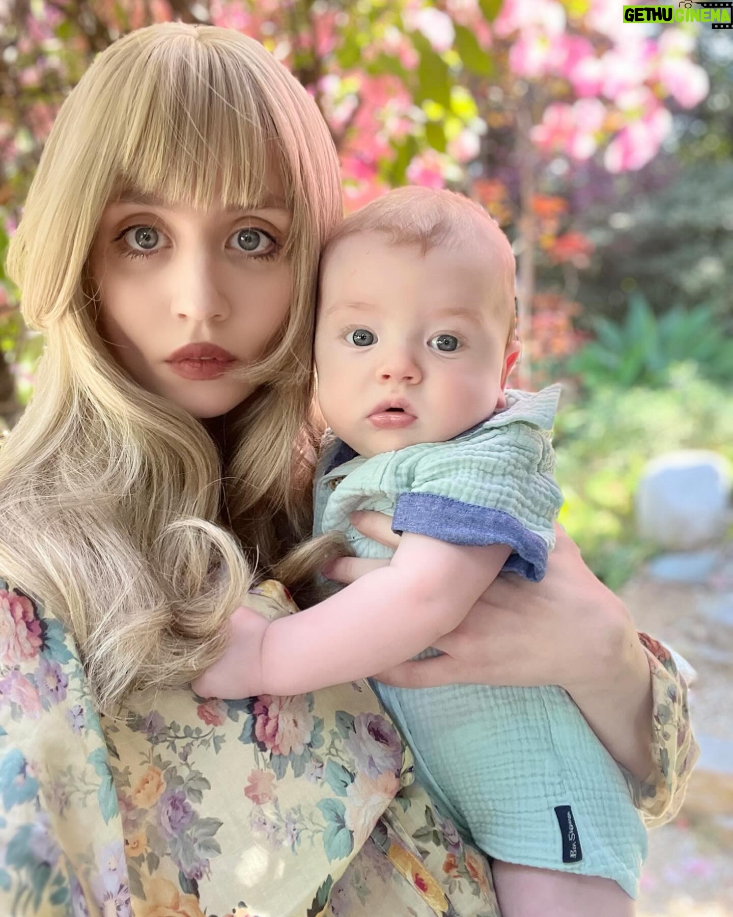 Allison Harvard - 51K Likes - 🌸💕✨ 5 months ✨💕🌸