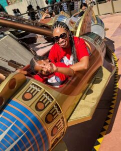 Actress Allyson Felix HD Photos and Wallpapers August 2024