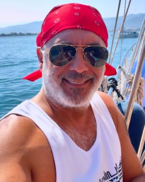 Alper Atak Instagram - “Denizin bana öğrettiği tek şeyi sadece üç sözcükle özetleyebilirim: Her şey geçer.”
17.07.2024
Seyir günlüğü #sailor #sailinglife ⛵️