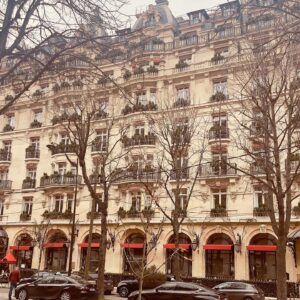 Alper Atak Instagram - Un jour à paris 💫