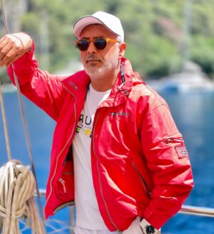 Alper Atak Instagram - Pruvamız neta, dümenimiz viya, rüzgarımız kolay olsun. Hoşgeldin Haziran…💫⛵️ #sailing #sailinglife #sailinglifestyle #yazzcollective