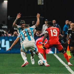 Alphonso Davies Instagram - Not the result we were hoping for yesterday but we will continue to give our best, still got a lot of fight left in us…we go again Tuesday 🇨🇦🍁 #AD19⚡️