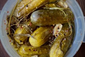 Alton Brown Instagram - Got cucumbers?

#linkinbio #dillpickles #freshfromthegarden #freshcucumbers #altoneatsfresh