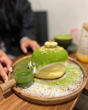 Alvin Zhou Instagram - Hopelessly addicted to Korean cafes. ❤️