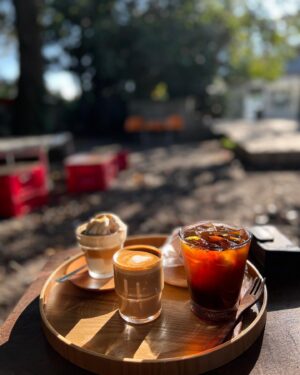 Alvin Zhou Instagram - Cafes in Korea are pure magic.